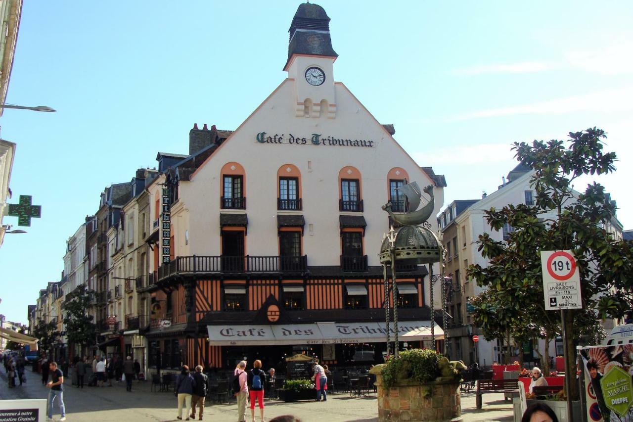 Appartement Cosy*** Centre Historique Dieppe - Rue Pietonne A 200M De La Plage المظهر الخارجي الصورة